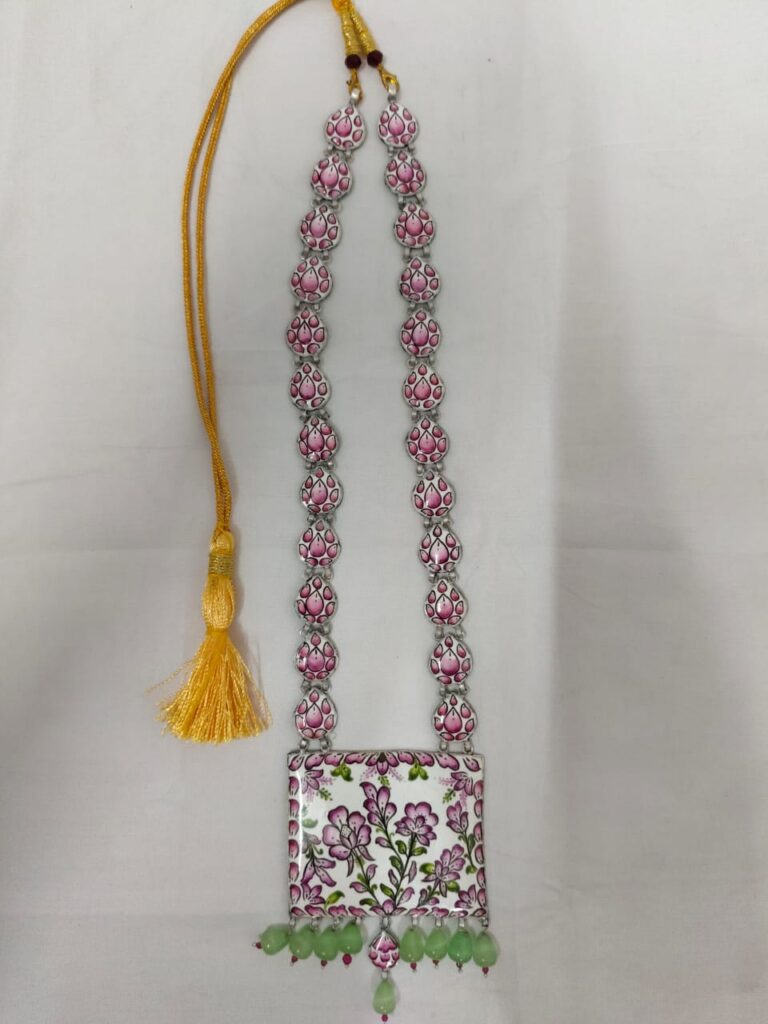 Gulabi meenakari Varanasi