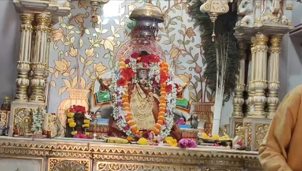 indore laxmi mandir