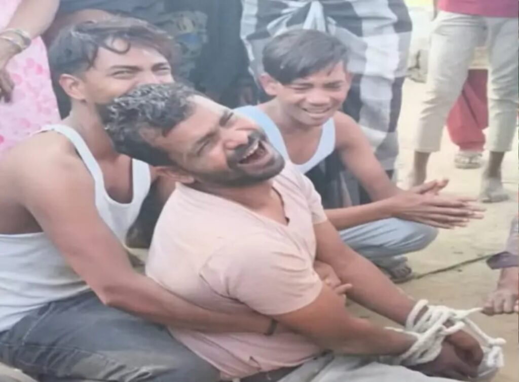 आरोपी