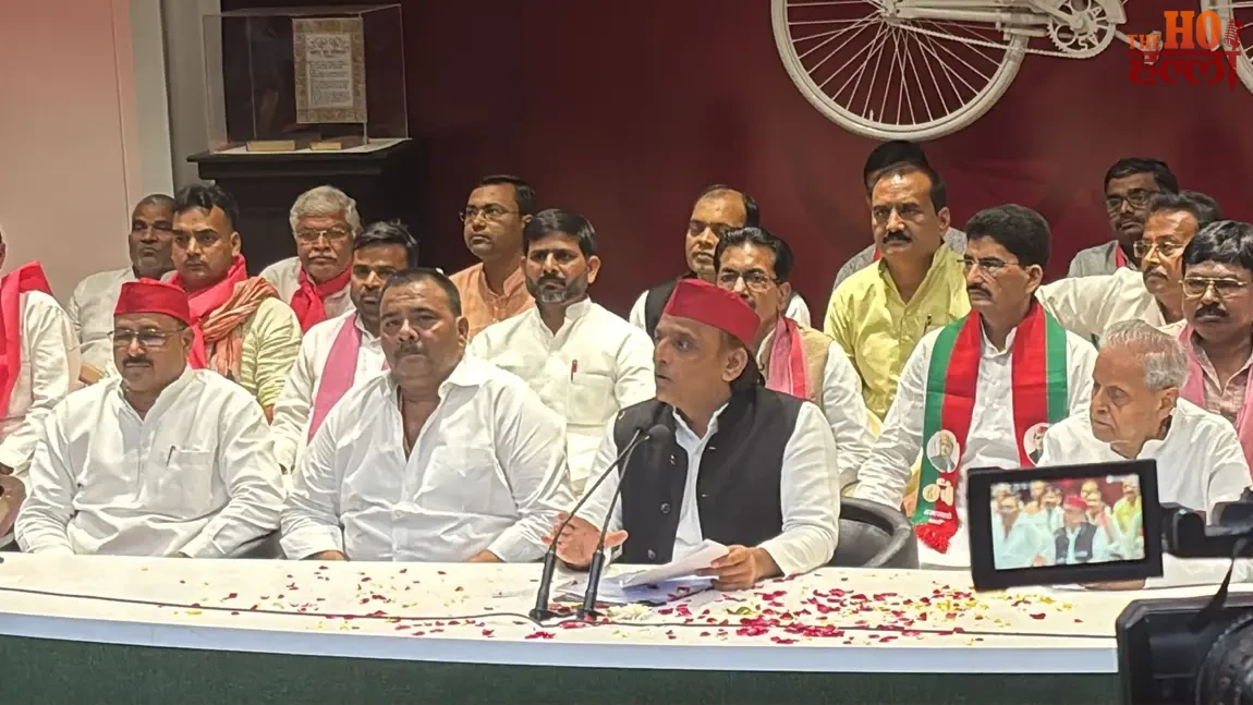 aklesh-yadav-SP