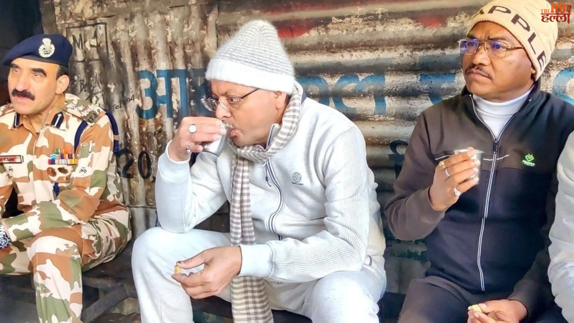 CM Dhami Shares Tea with ITBP Jawans in Munsyari