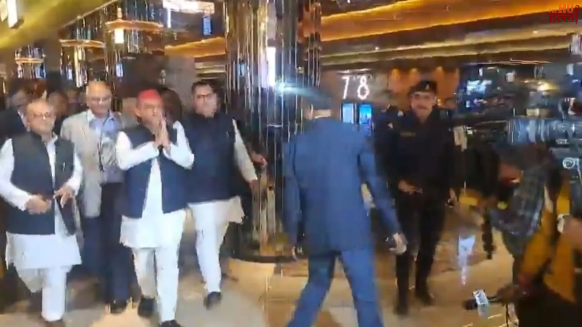 Akhilesh Yadav & Farhan Akhtar Watch ‘120 Bahadur’