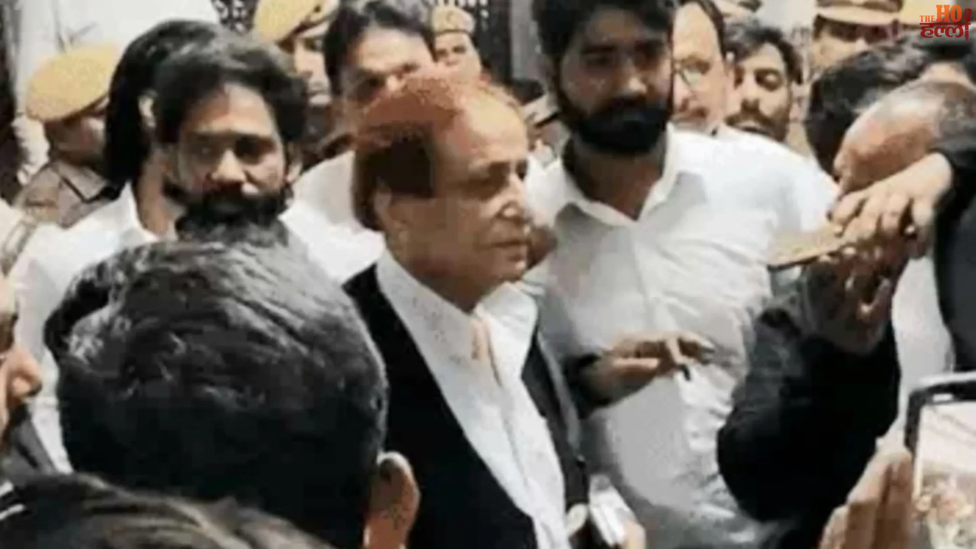 Azam Khan Acquitted in Defamation Case