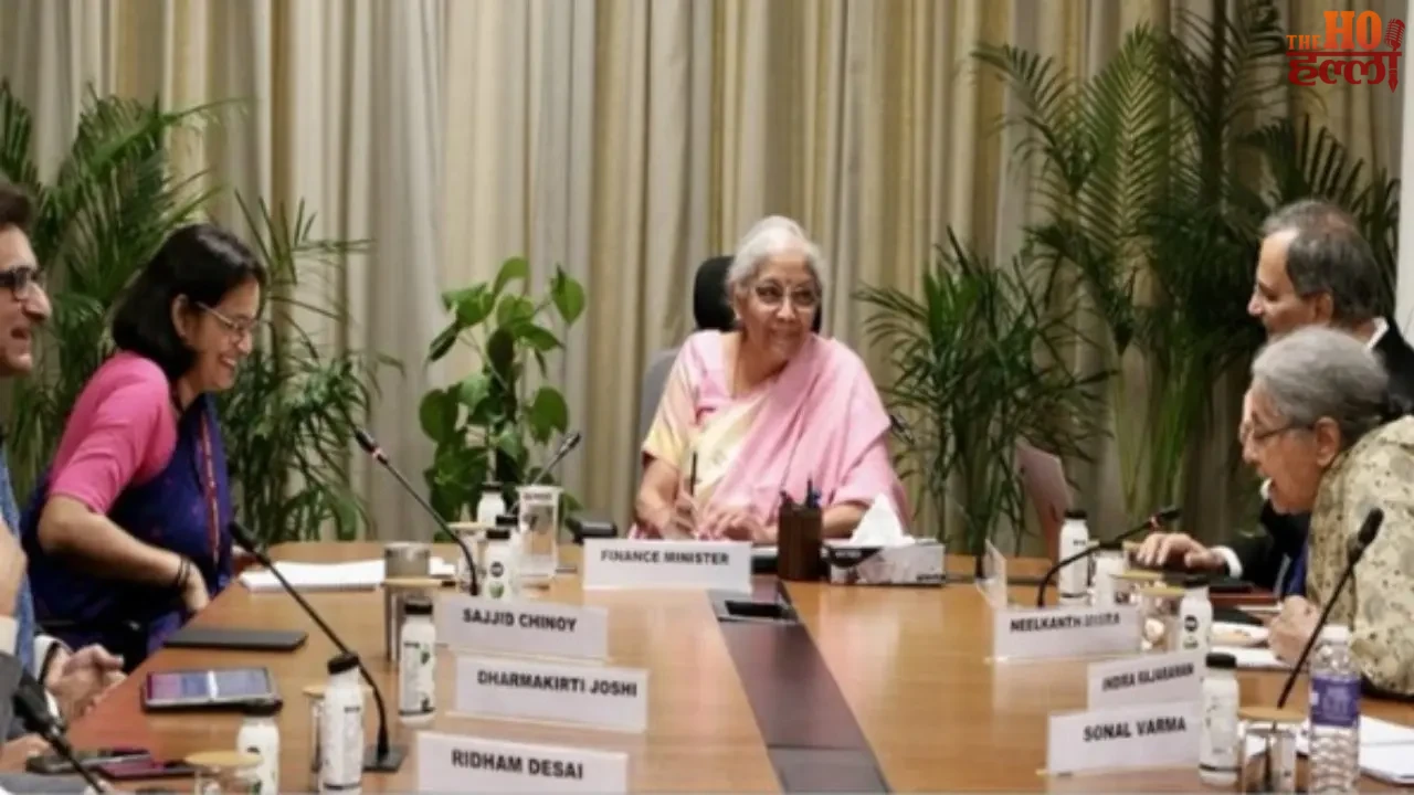 Budget Buzz FM Holds Secret Meet with Economists