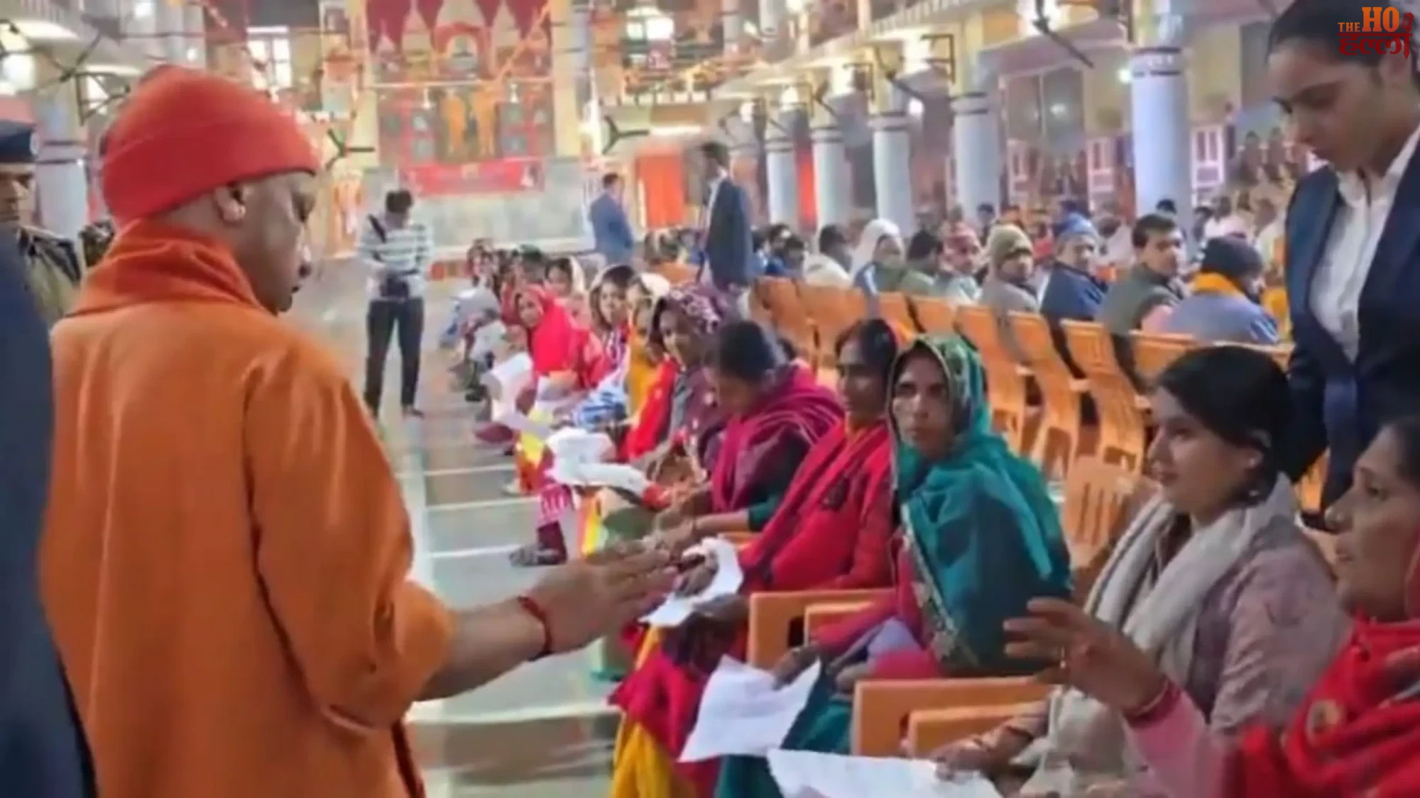 CM Yogi Assures Full Medical Support at Gorakhpur Janata Darshan