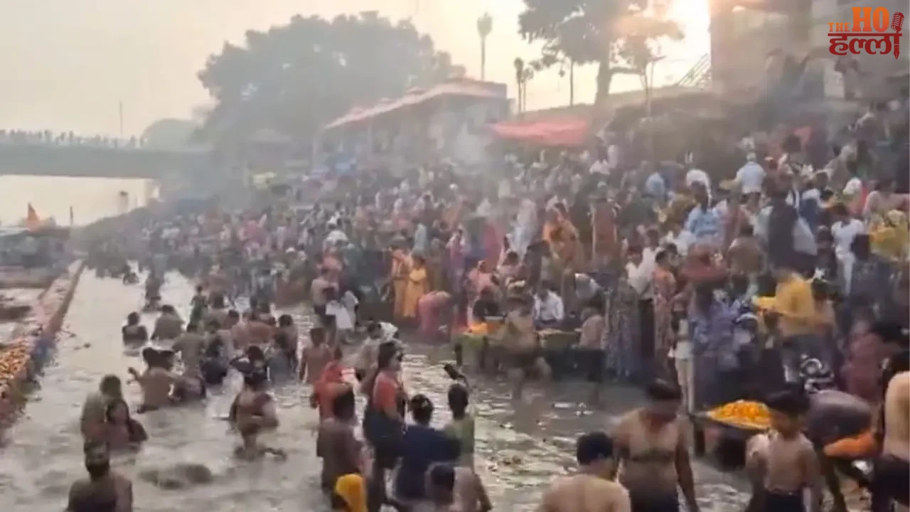 Devotion Flows in Ayodhya