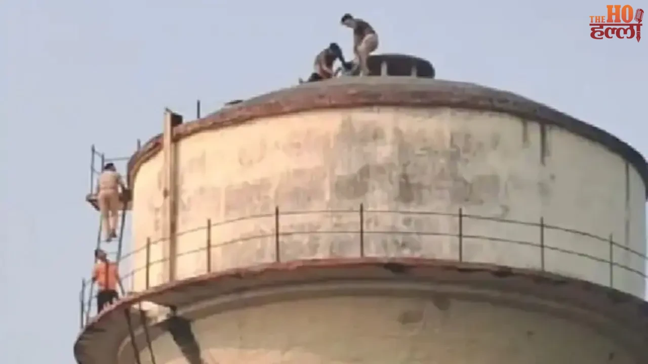Lucknow Man Climbs Water Tank