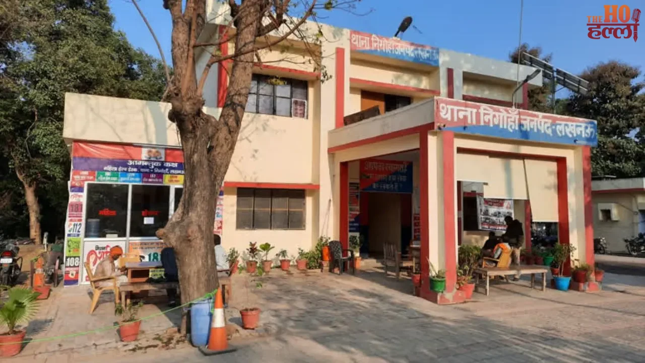 Masked Thieves Rob Newspaper Vendor