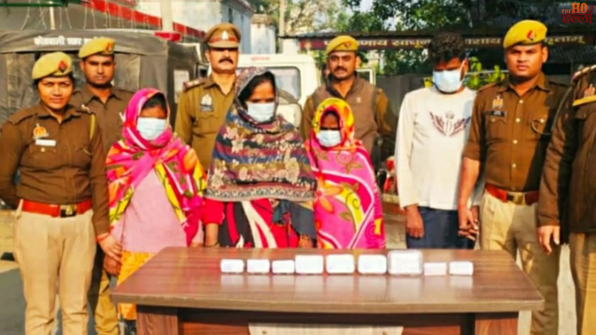 police-lines-inspector-house-theft-case-news