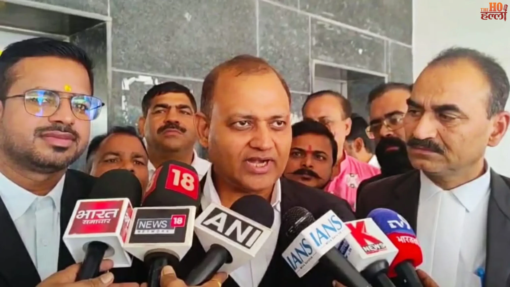 Somnath Bharti Appears in Court, NBW Order Cancelled