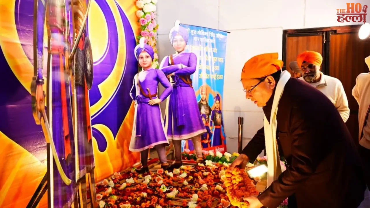 Dhami bowed his head in the Gurudwara on Veer Bal Diwas