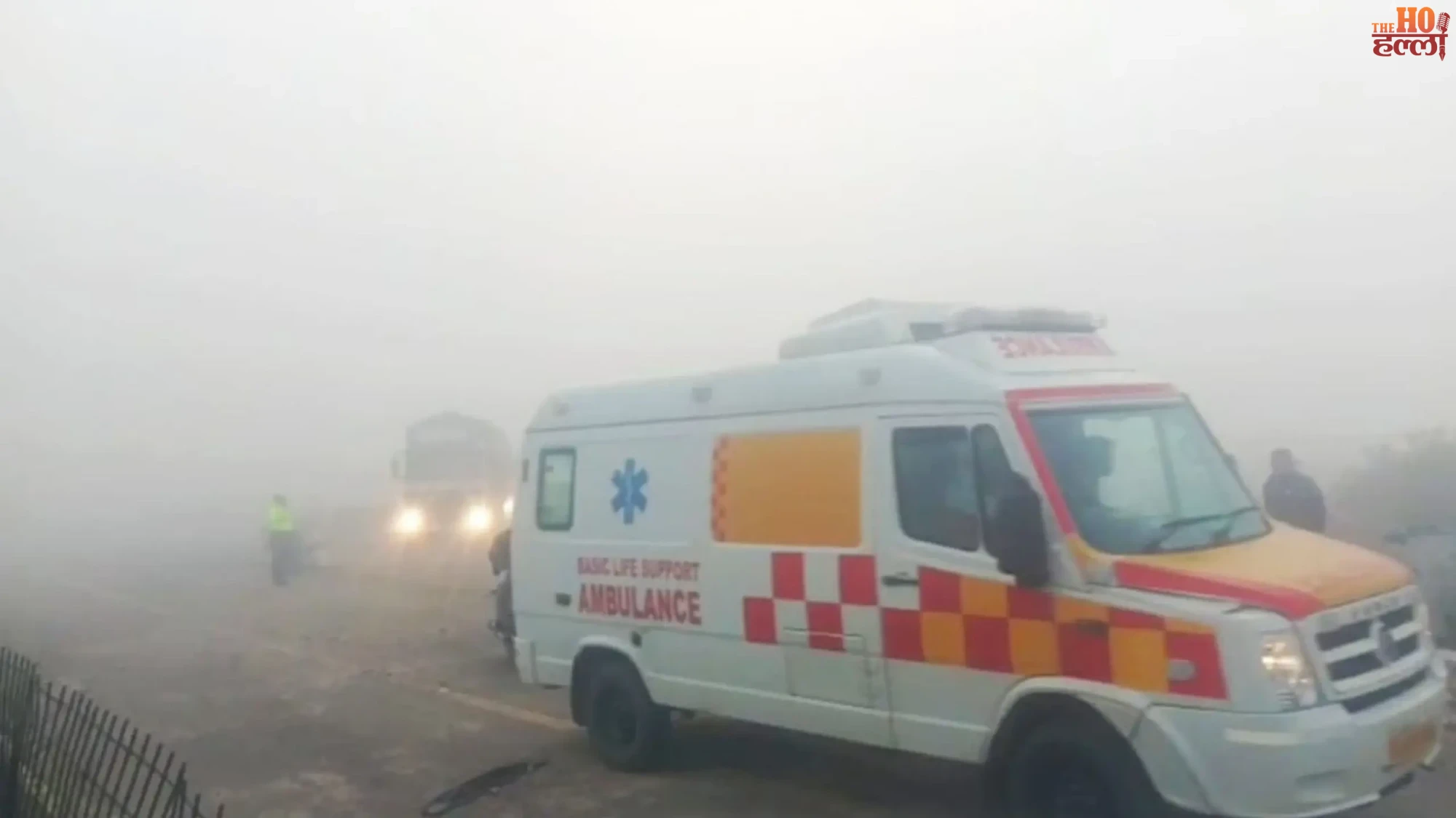 Fog Triggers Crash on Agra Expressway,