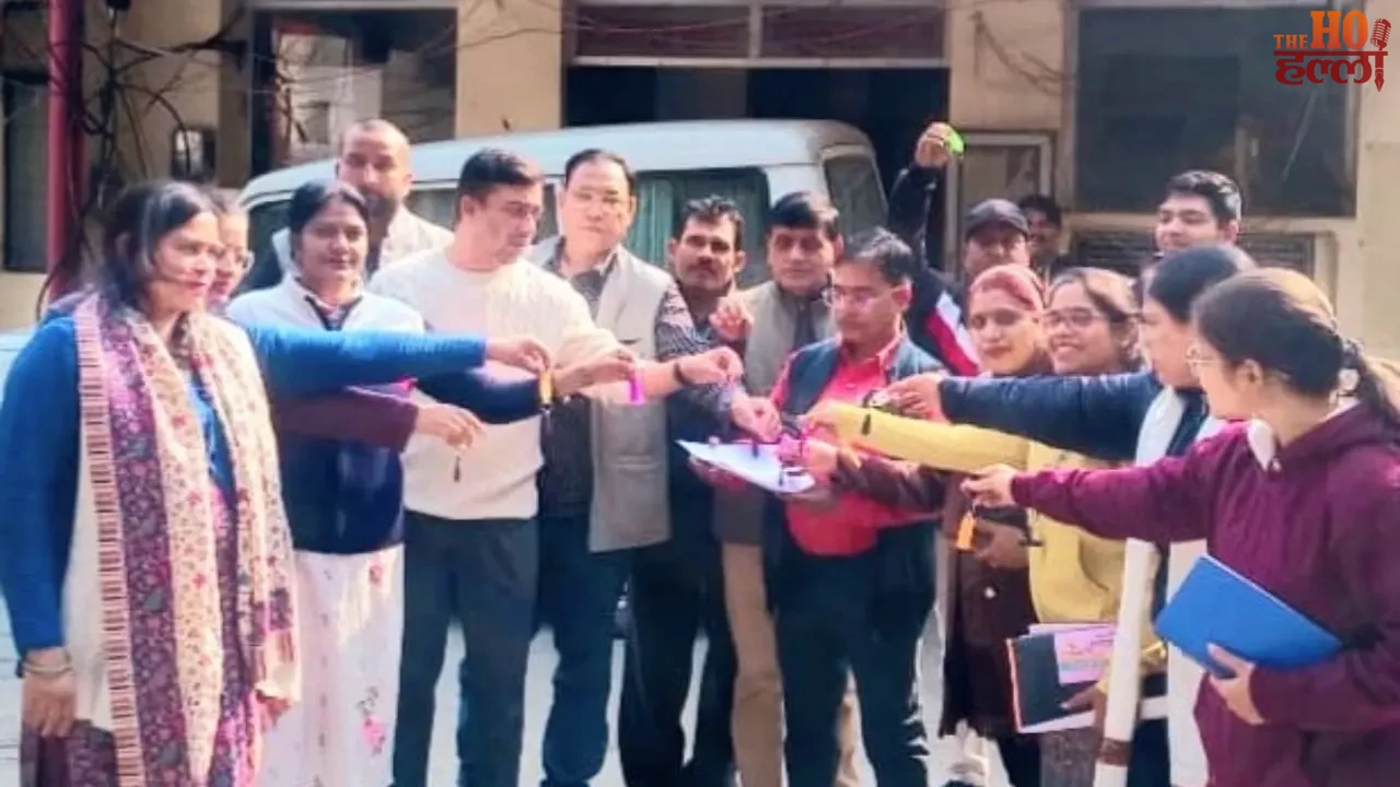 Panchayat Secretaries Intensify Protest Return DSC Dongles