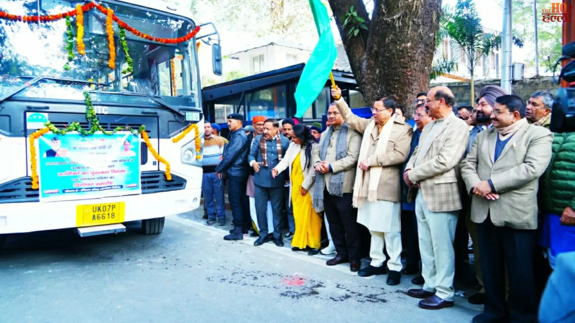CM Dhami Flags Off 100 New Buses for Uttarakhand Transport