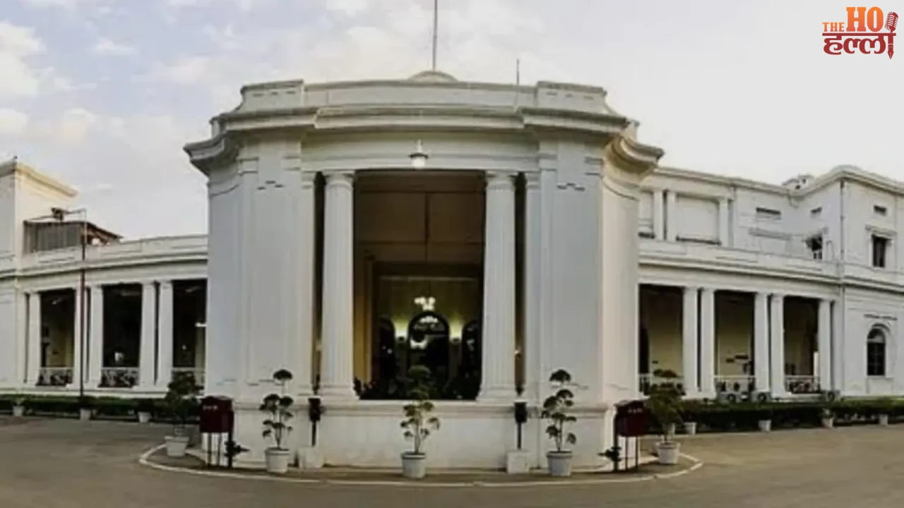 Lucknow's Raj Bhavan is now renamed Jan Bhavan