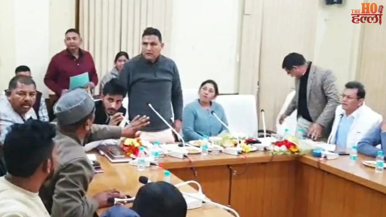 Preparations for the Chota Kailash Shivaratri Fair Issue