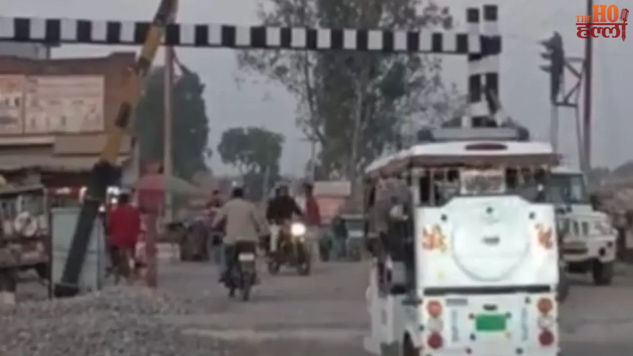 Traffic Movement in Sitapur City Affected by Crossing Closure
