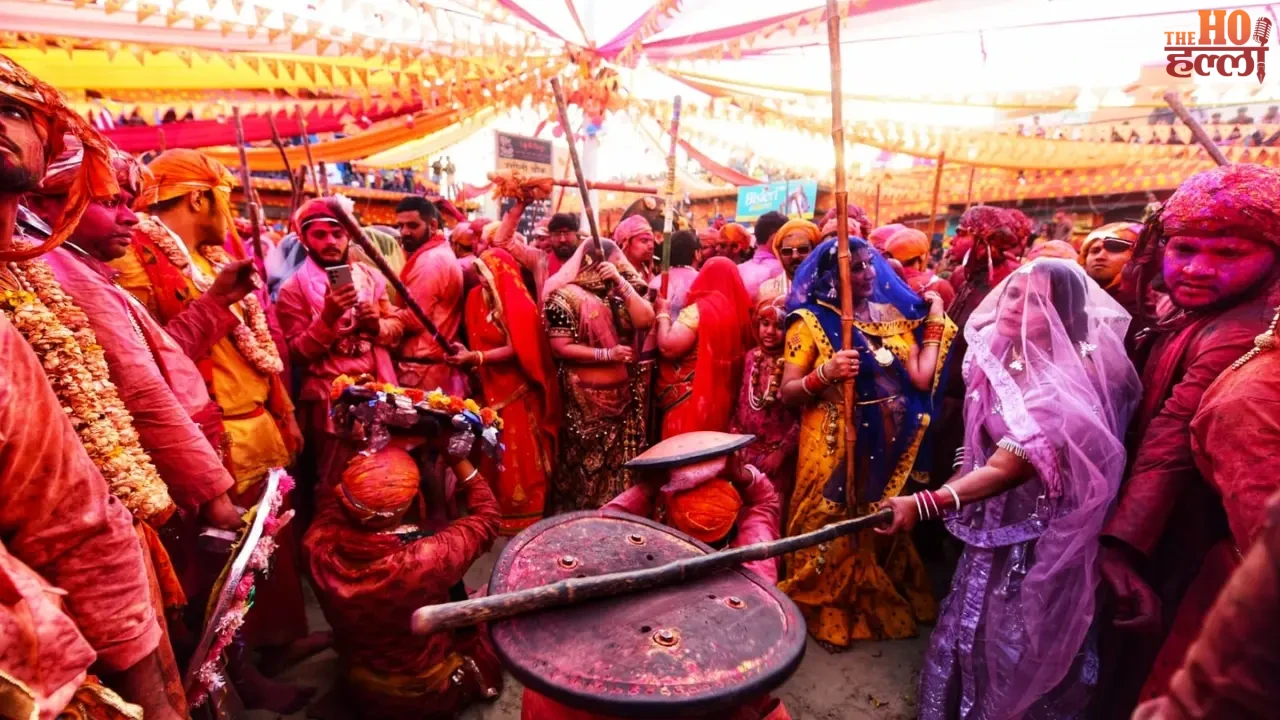 A Flood of Devotees Gathered in Vrindavan Today