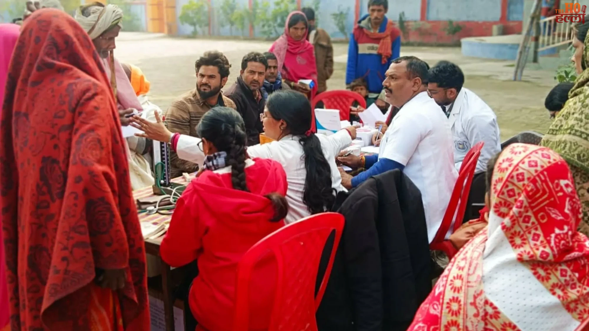 Guru Gorakhnath Swasthya Seva Yatra Reaches Indo-Nepal Border