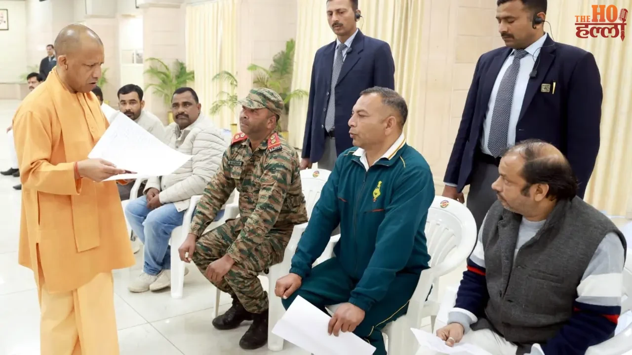 Janta Darshan Soldier from Hapur Raises Concerns