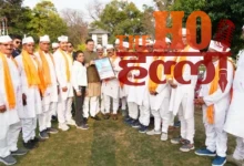 The Sweet Echo of Standing and Sitting Holi Celebrations