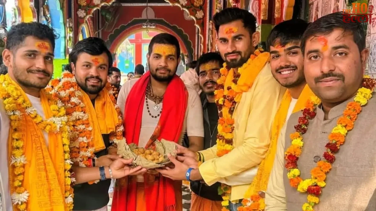 U19 World Champion Ayush Mhatre Visits Ayodhya
