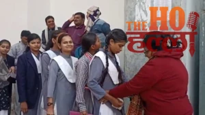 UP Board Exams Start Minister Welcomes Students (1)