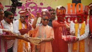Gorakhpur Holi Procession CM Yogi Celebrates Unity (1)