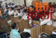 Land registry 'mahamela' during Navratri, midnight uproar in Mohanlalganj tehsil when server went down