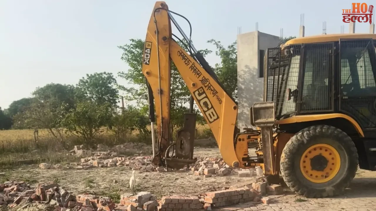 Lucknow Arbitrary Plotting Actions by LDA Unveiled