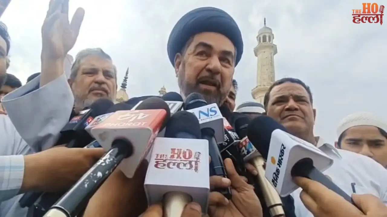 Lucknow Shia community protests at Bada Imambara