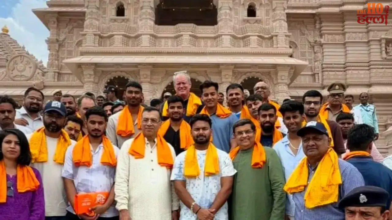 Lucknow Super Giants Team Reached Ayodhya for Blessings