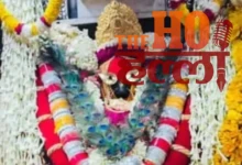 Navratri Devotees Waiting for Darshan of Goddess