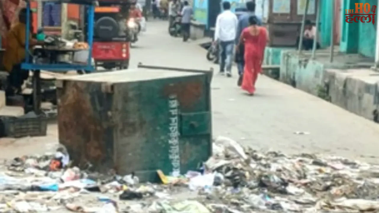 Sanitation Workers Get Angry Over Holi Wage Issue