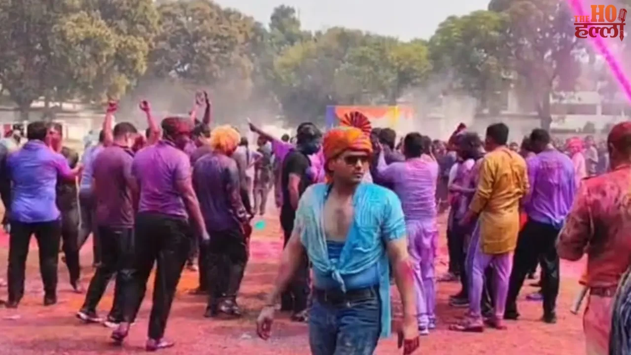 Uniformed Personnel Displayed Swag A Colorful Holi Celebration