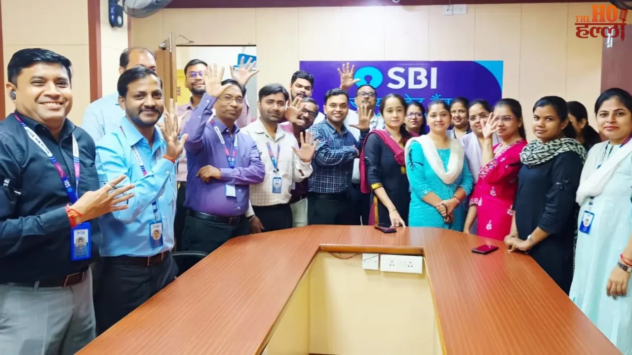 Bank Employees' Work-to-Rule Movement in Lucknow