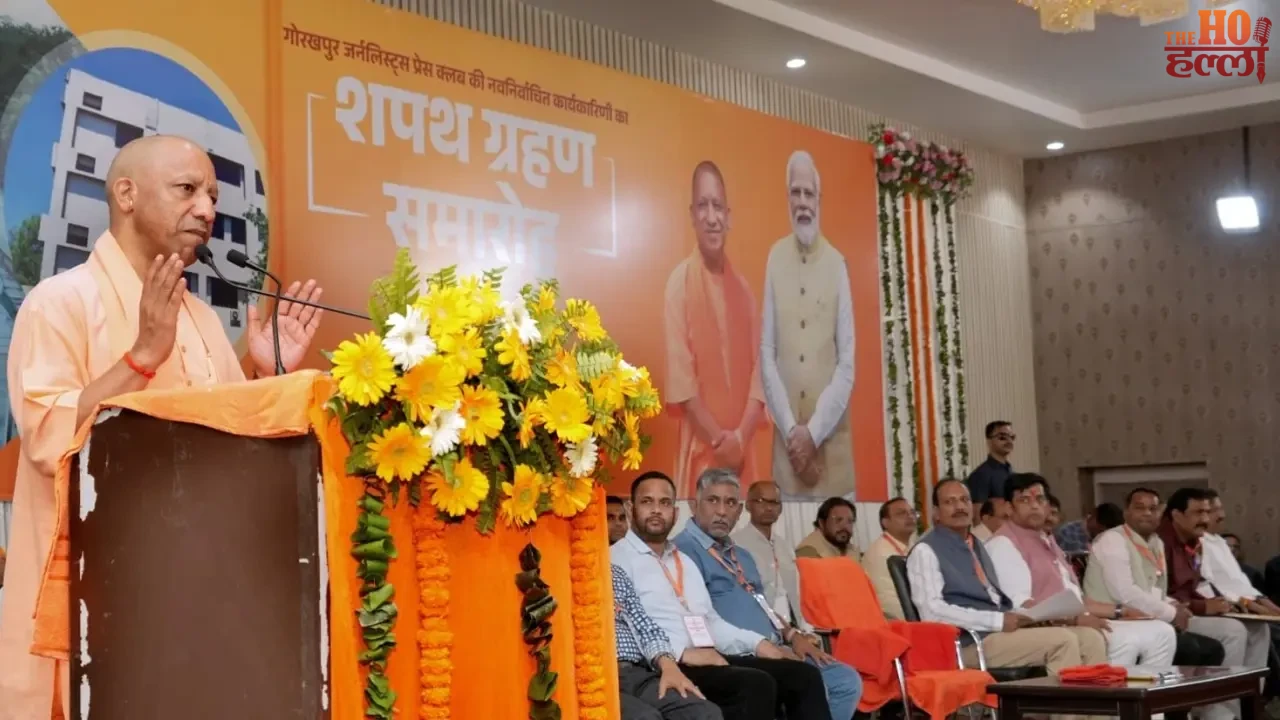 CM Yogi Reached Among the Journalists in Gorakhpur