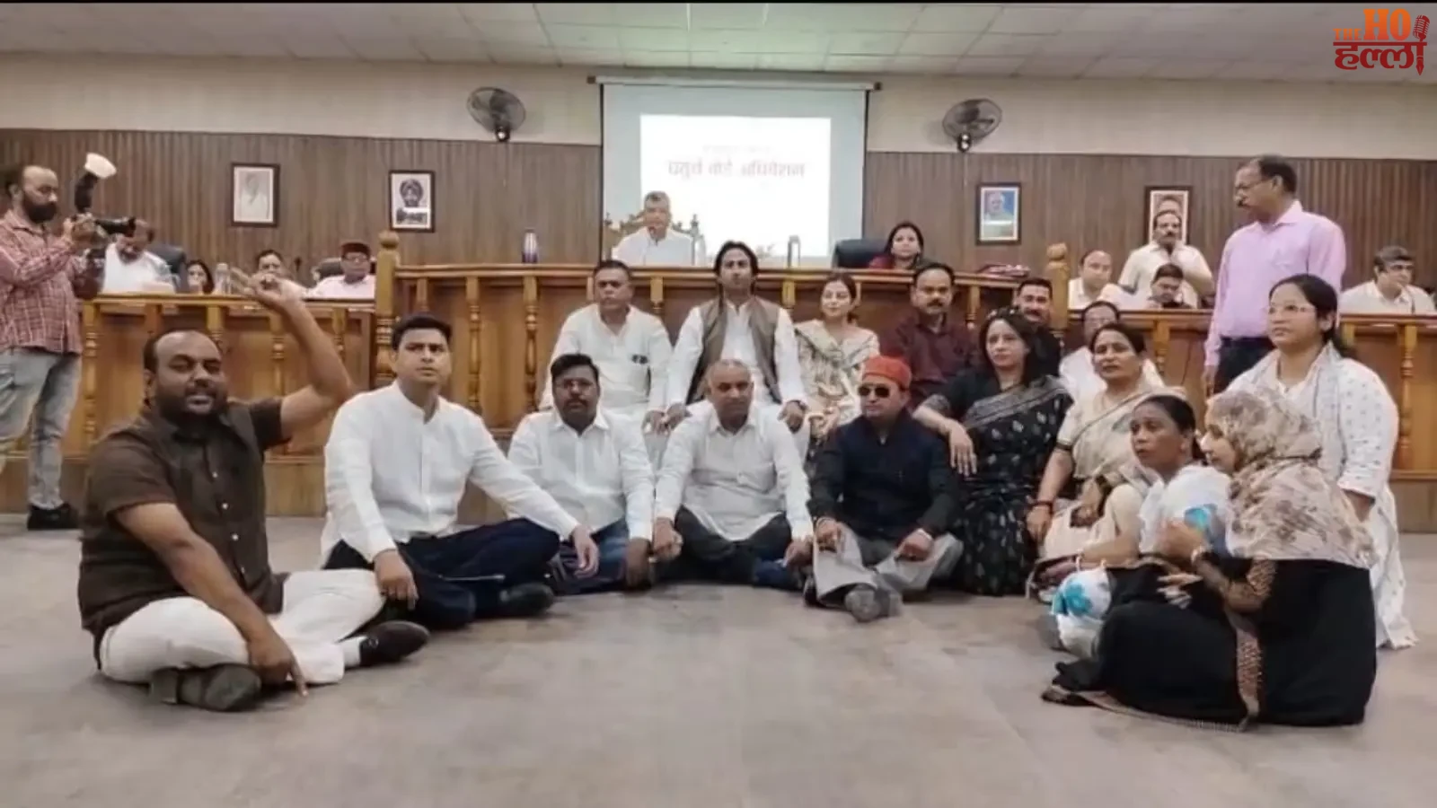 Congress Strike Principle of Disclaimer Debate