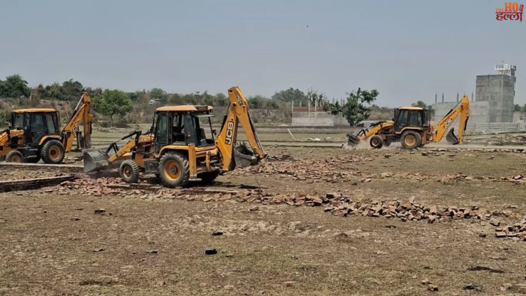 LDA Bulldozer Action in Lucknow 95 Bigha Land Cleared