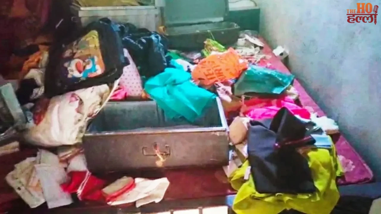 Mother in hospital son undergoing treatment loses valuables