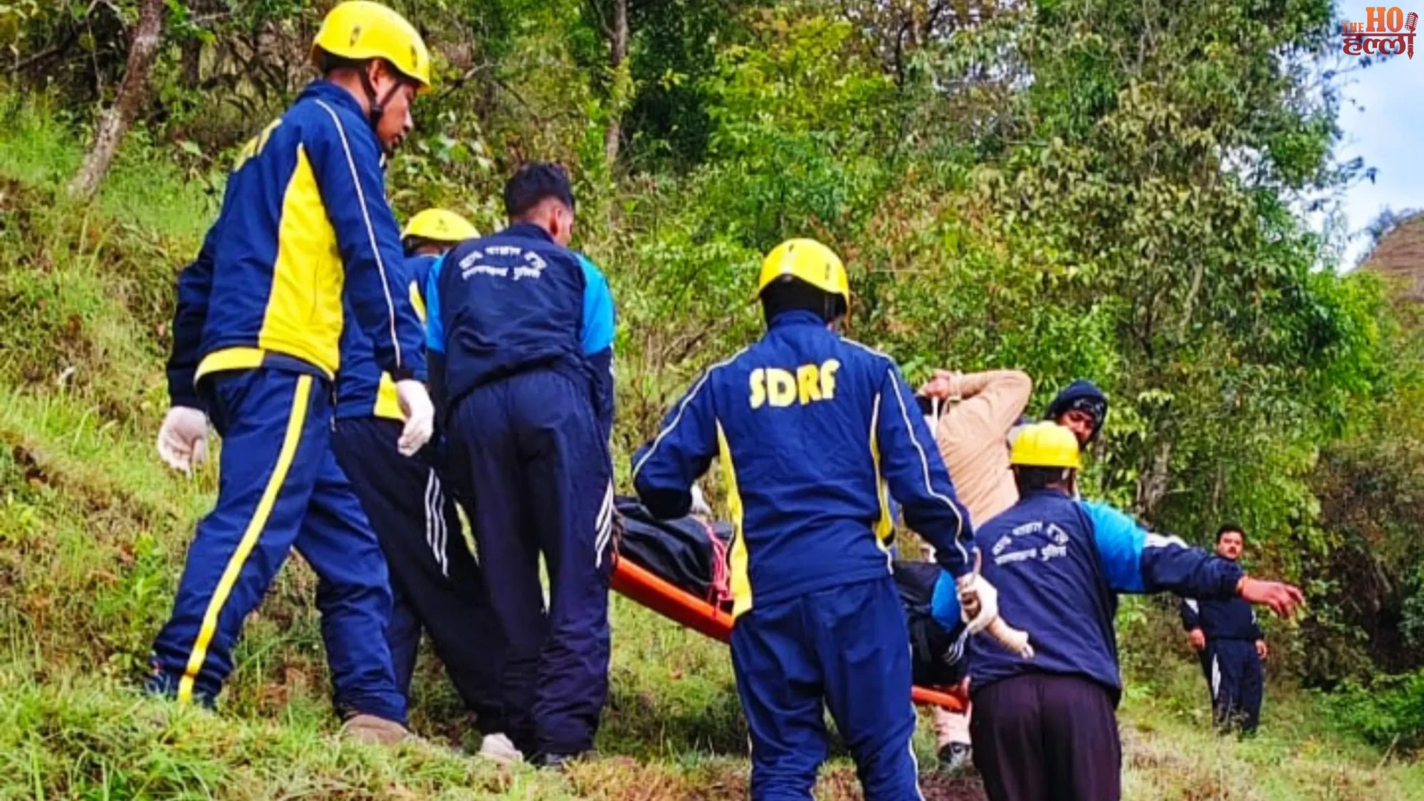 Commander Jeep Falls Into Gorge One Dead, 3 Injured Accident Details