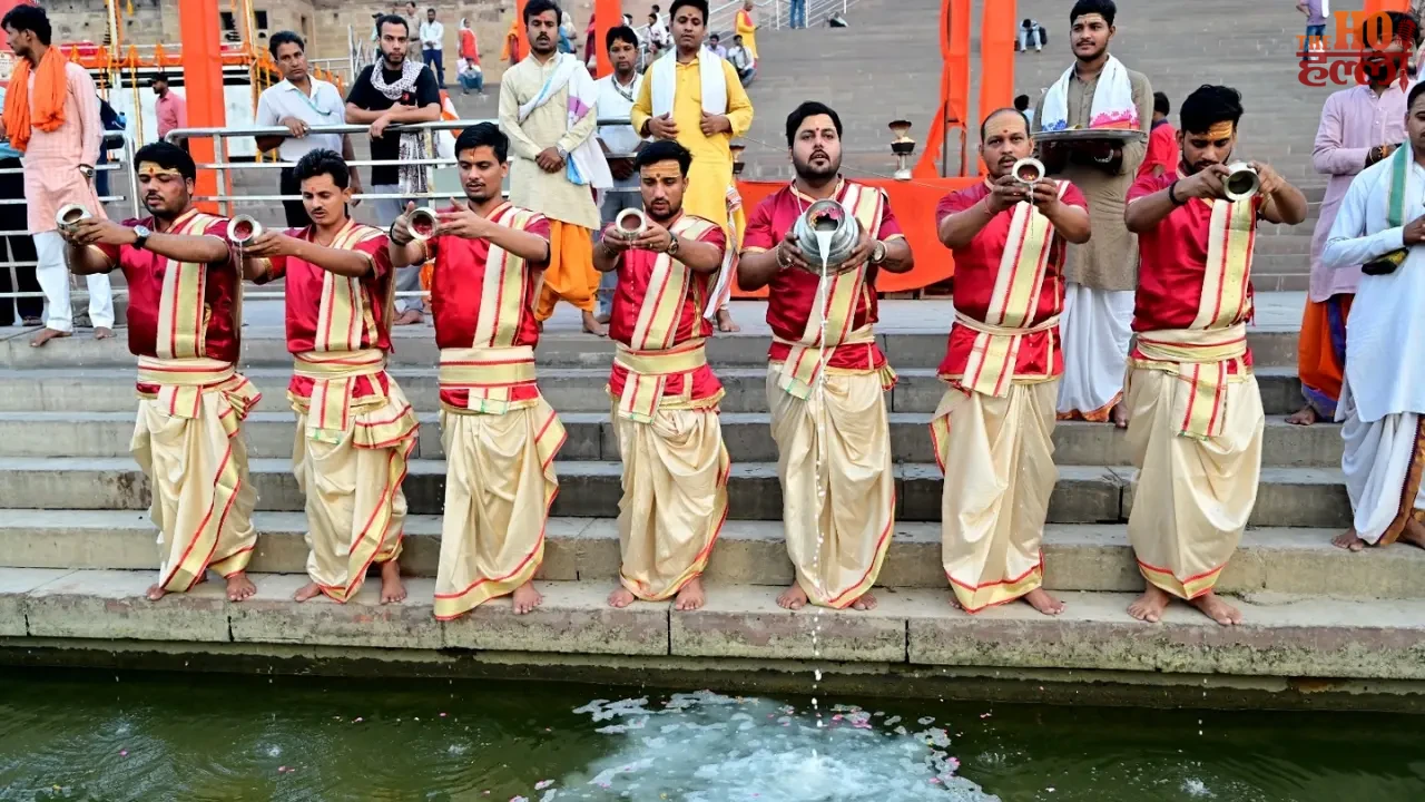 Devotees Gathered on Ganga Dussehra for Blessings
