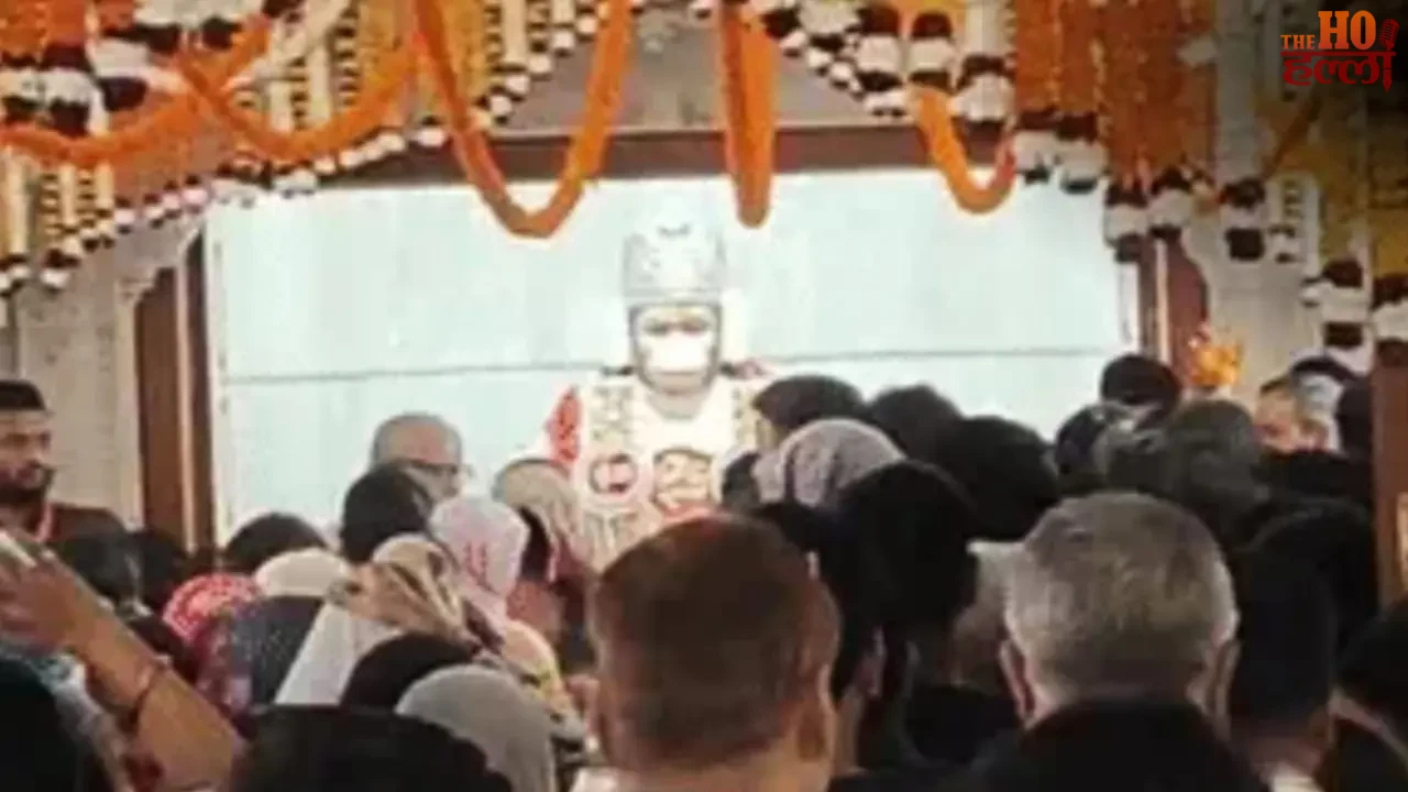 Lucknow Immersed in Hanuman Devotion This Bada Mangal