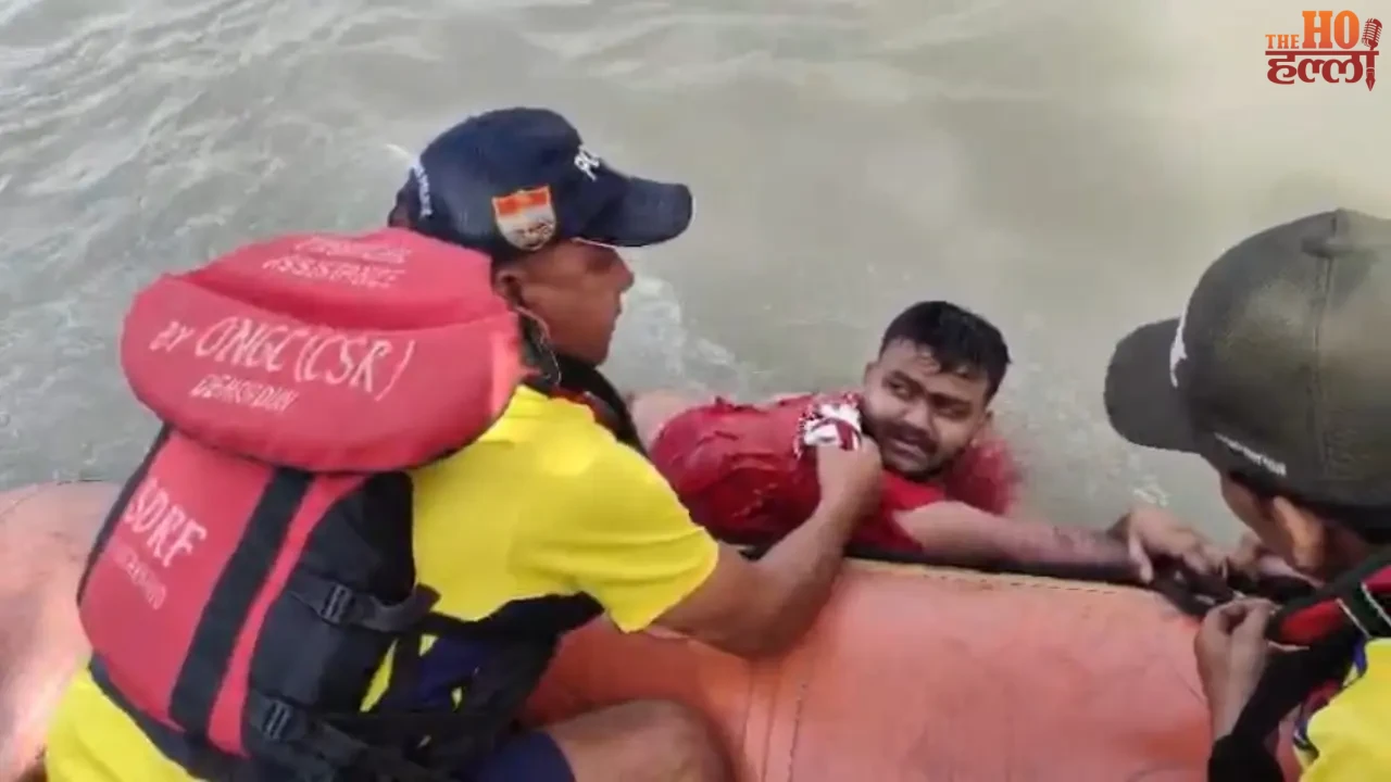 SDRF Personnel Rescue Two Young Men from Ganges Current