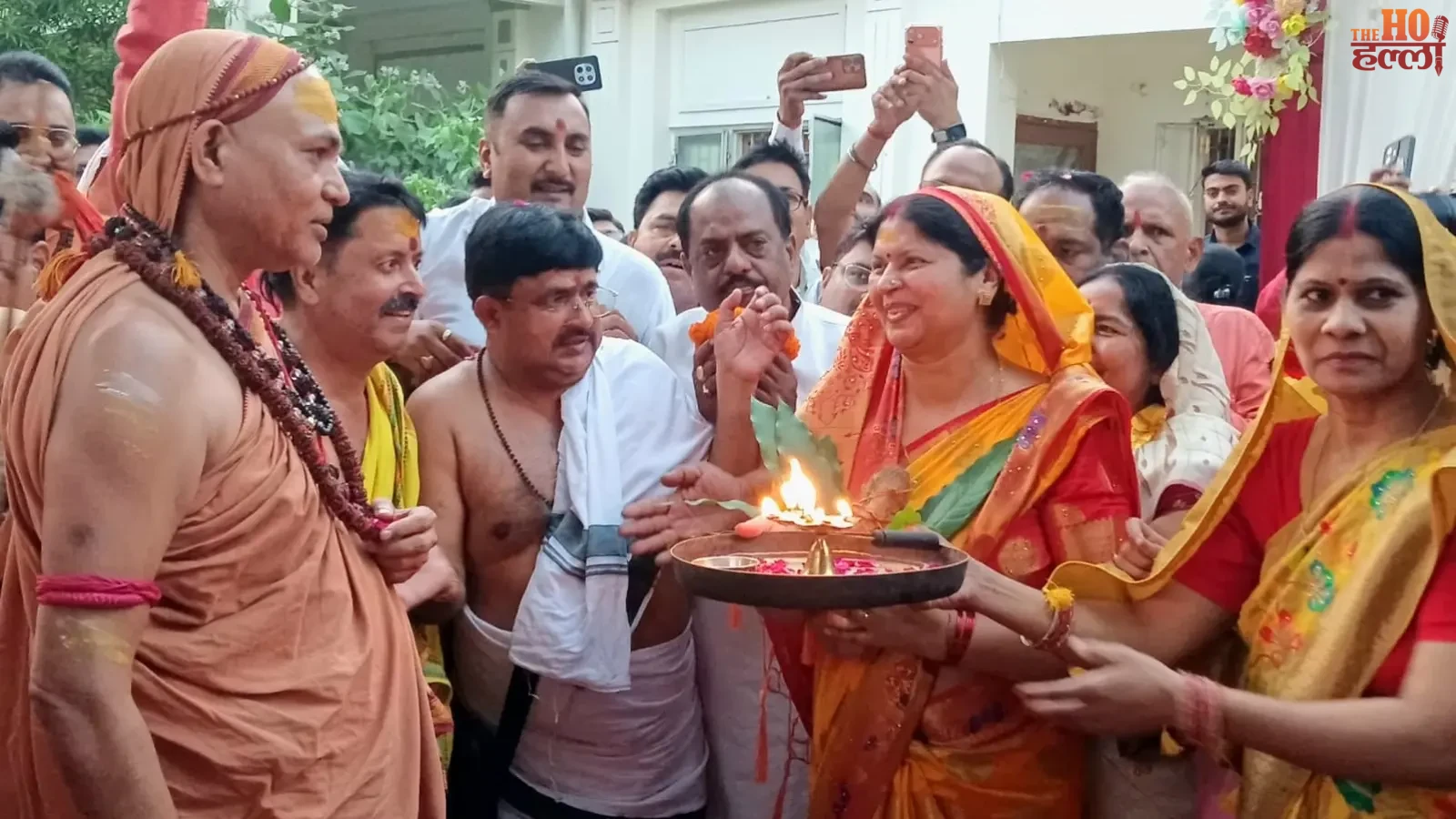 Swami Avimukteshwarananda Receives a Warm Welcome Today