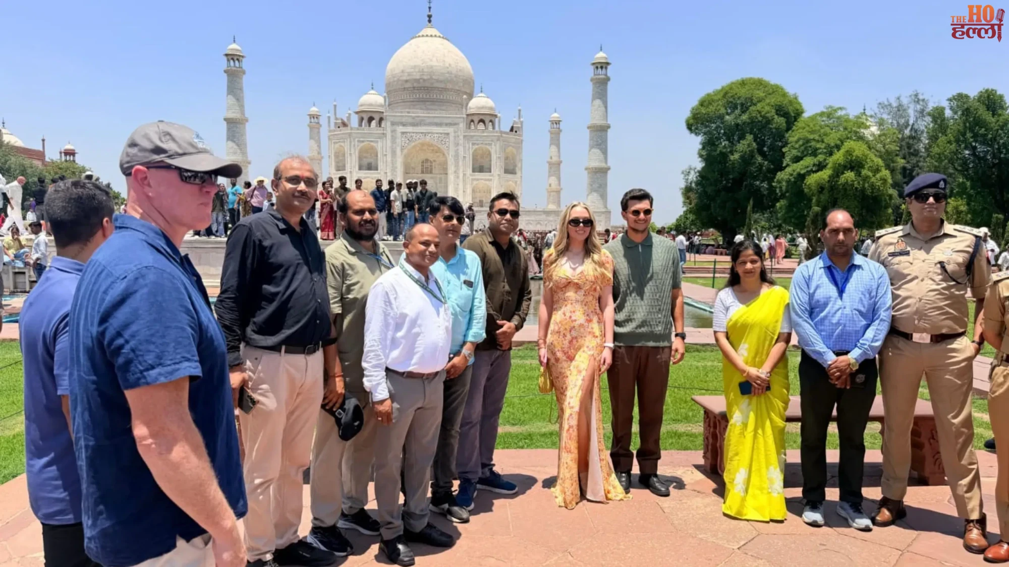 Tiffany Trump Mesmerized by Taj Mahal's Beauty