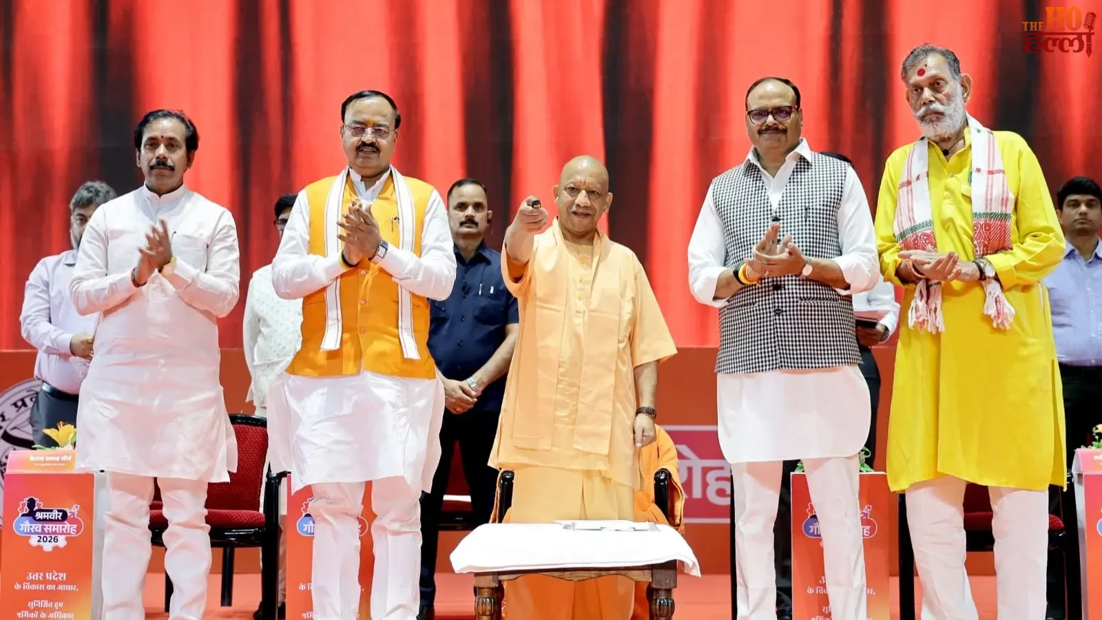 Yogi announces New Health Insurance for 15 Lakh Workers