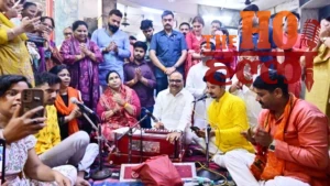 6th Bada Mangal in Lucknow Temple Celebrations (1)