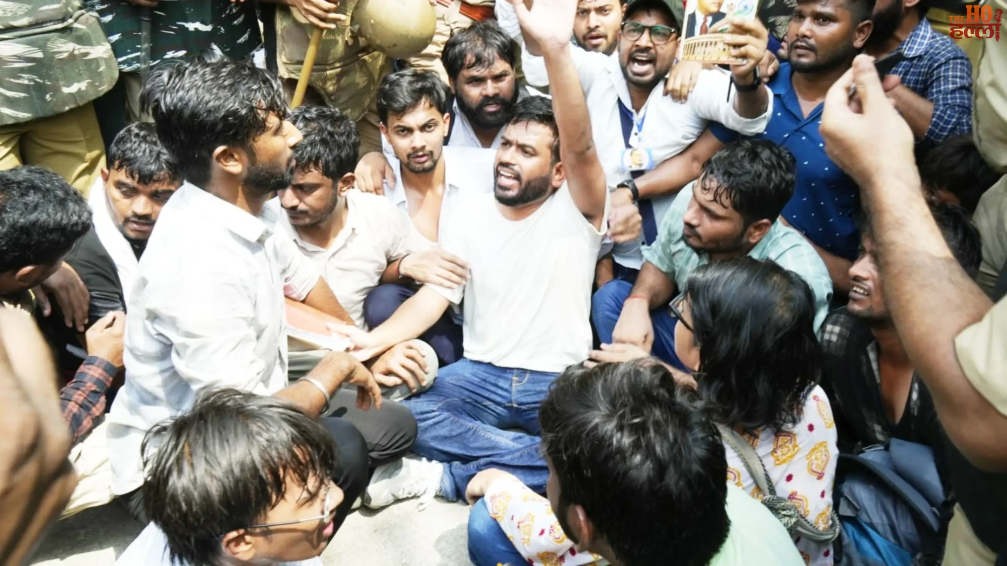 Abhijit Dipke Motivates Youth for Delhi March Insights