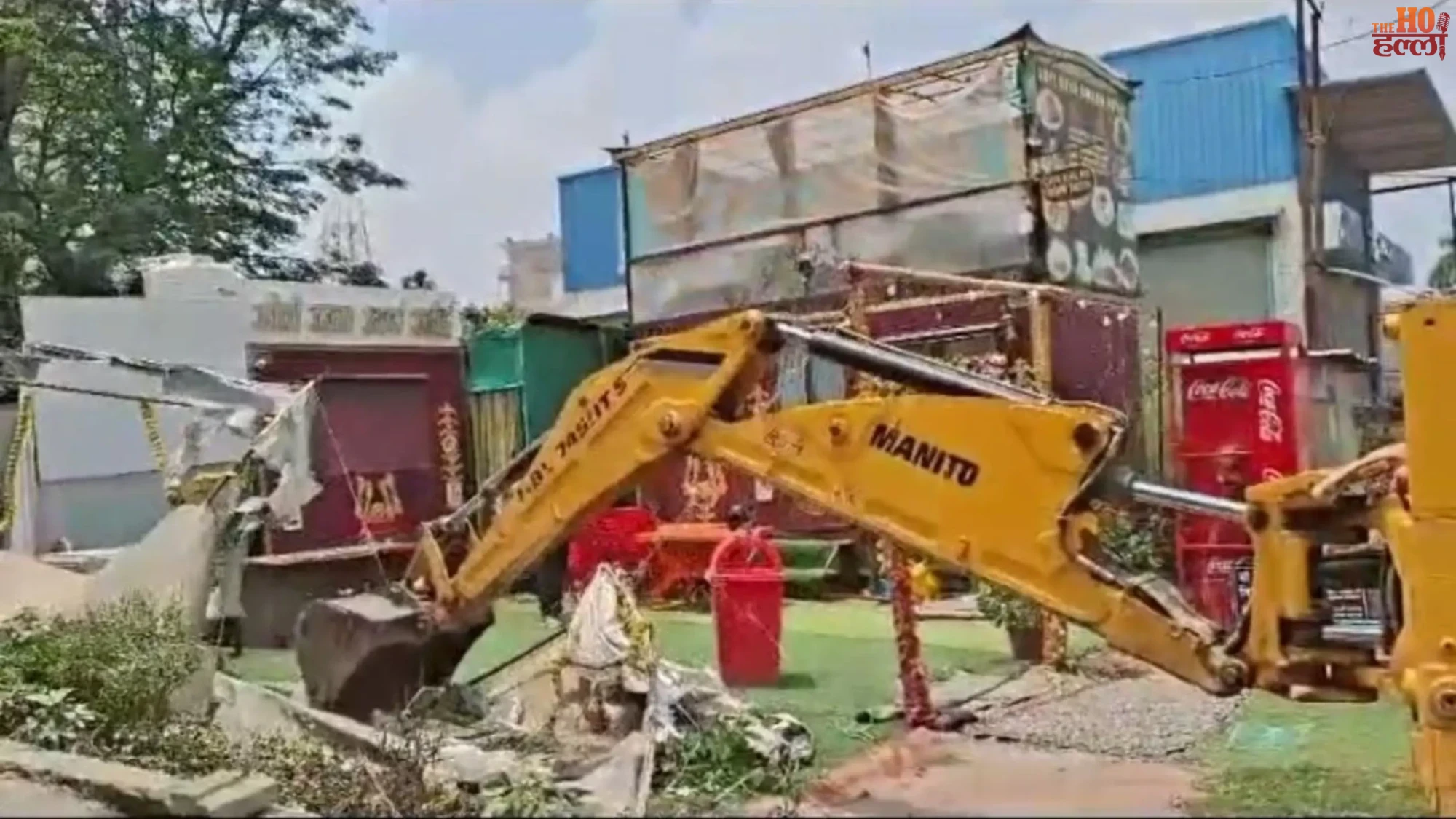 Ayodhya Bulldozer Action Illegal Shops Demolished
